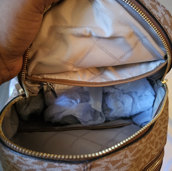 Michael kors medium Backpack - Picture 8 of 16